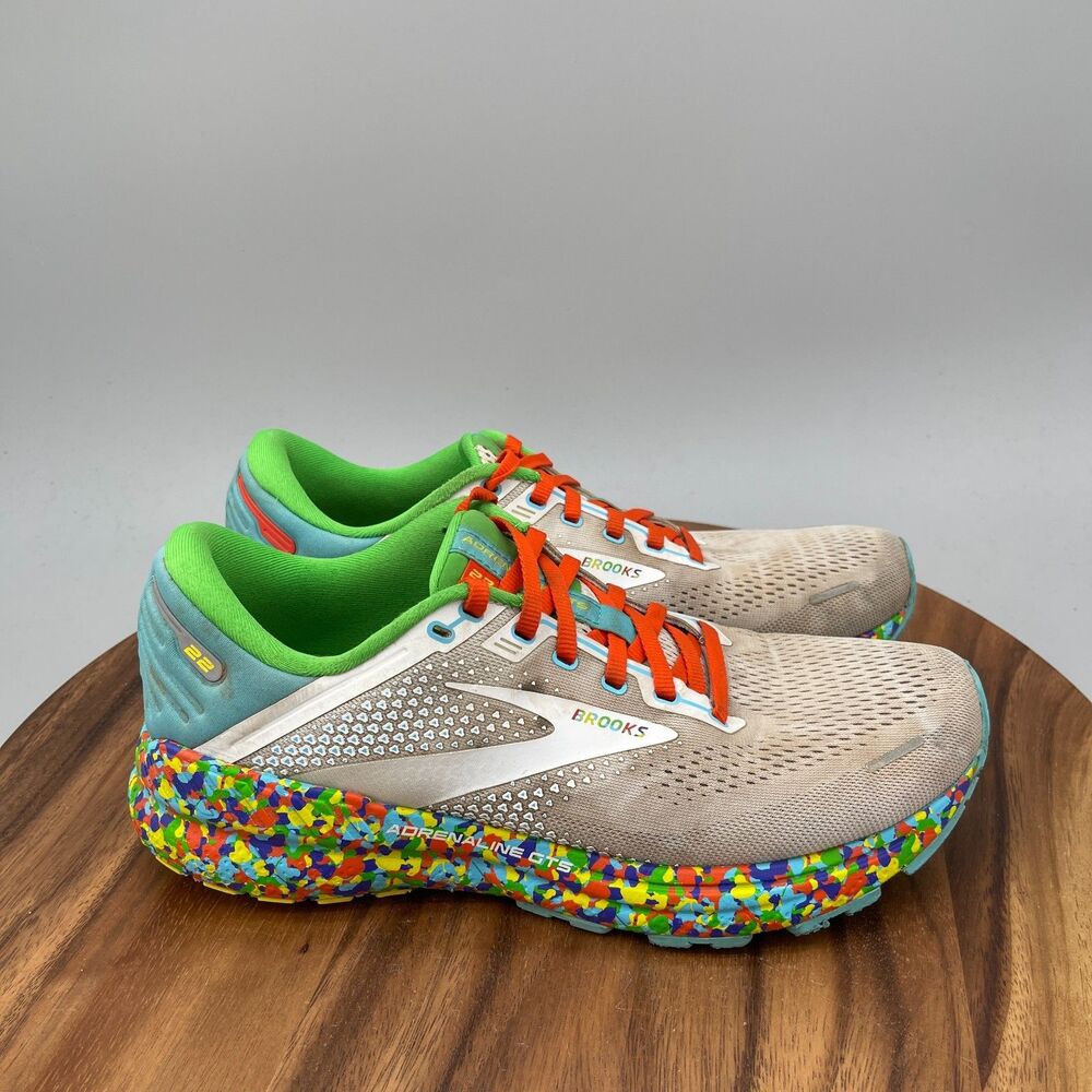Brooks Adrenaline GTS 22 Shoes Womens Size 10.5 B Gray Running Comfort Walking